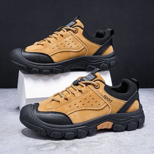 Nouvelles chaussures de randonnée durables pour hommes, parfaites pour les aventures en plein air, offrant confort et style - Product Image 4