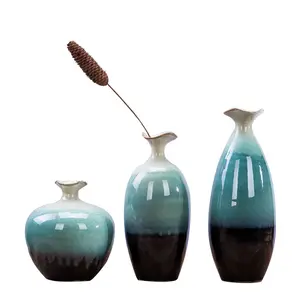Peacock green bottle wholesale handicraft housewarming wedding gift hotel office business place chinese small vase ceramic