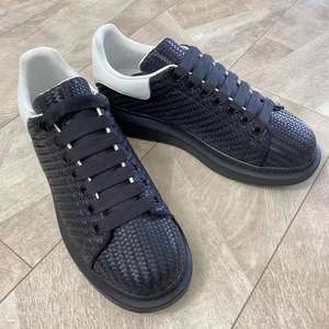 Zapatillas de Lujo para Hombre de Cuero Trenzado con Suela Gruesa, Calzado Casual de Moda para Mujer, Directo de Fábrica - Product Image 5