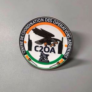 Parche de encaje personalizado 3D de goma suave de PVC y silicona con relieve, adhesivo, con logotipo para ropa y sombreros, hecho para transferencia por planchado. - Product Image 3