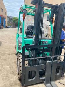 Chariot élévateur d'occasion MITSUBISHI FD30 pour travaux de terrassement - Offre Spéciale - Product Image 3