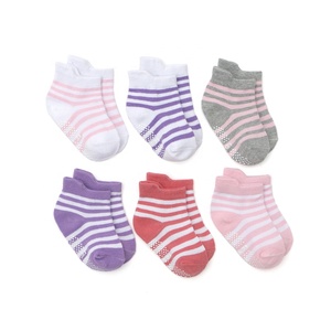 Chaussettes pour nouveau-né quatre saisons, chaussons pour bébés garçons et filles, à rayures en coton, couleur unie, antidérapantes, vente en gros, collection - Product Image 4