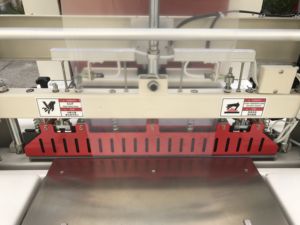 Bán tự động tay áo <span class=keywords><strong>wrapper</strong></span> PE nhựa PE phim nhiệt nóng đường hầm chai nước thu nhỏ máy đóng gói - Product Image 4