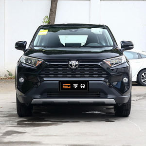 Toyota RAV4 2016 Essence en Bon État avec Boîte Automatique, Sièges Sombres, Traction Avant et Galerie de Toit Métallique - Product Image 2