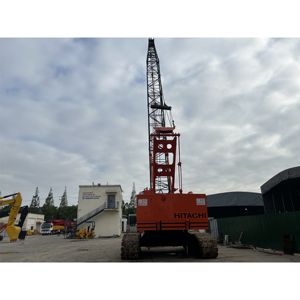 Grue sur chenilles d'occasion HITACHI KH300 reconditionnée avec composants essentiels : moteur, pompe, boîte de vitesses - Meilleur prix ! - Product Image 1