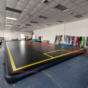 OEM 45 pies cuadrado grande de aire Tumble gimnasio suelo Mat logotipo personalizado inflable aire salto pista para gimnasia baloncesto jugando - Product Image 1