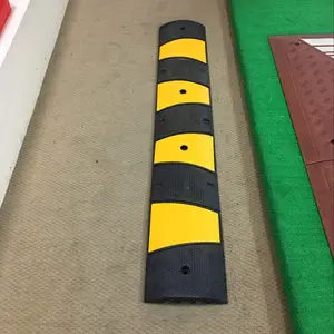 durable heavy duty 1830cm yellow strips rubber speed bump