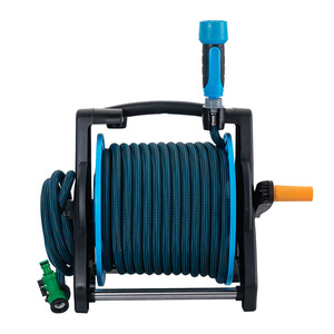 Carrete para manguera de jardín con pistola pulverizadora, sistema de riego enrollable de PVC de 50 pies para patio, césped y lavado de coches - Product Image 1