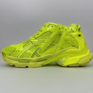 รองเท้าผ้าใบแฟชั่นดีไซน์เนอร์แท้คุณภาพสูงสำหรับผู้ชายและผู้หญิง รุ่นหนาพิเศษ สไตล์ลำลอง เดินสบาย รุ่นใหม่ล่าสุด ปี 2026 - Product Image 6