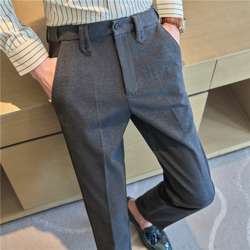 Grey capri pants
