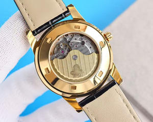 Reloj Mecánico de Alta Calidad, Resistente al Agua hasta 100 m, con Diseño de Sol, Luna y Estrellas - Product Image 5