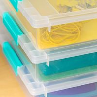 6 Qt. Récipients de rangement en plastique transparent de bureau avec couvercles Organisateurs de bacs de rangement artisanaux Boîte d'articles divers pour documents en papier A4