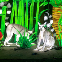 Maßgefertigte Safari-Tier-Laternen-Ausstellungen zum Verkauf: Vögel, Giraffen & Lemuren im Laternen-Stil als Dekorationen für Outdoor-Parks
