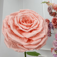 Maßgefertigte 40-50cm Große Rosa Papierrose mit Stiel, Handgemachte Blassrosa Künstliche Blumenpflanze zur Dekoration für Outdoor-Veranstaltungen