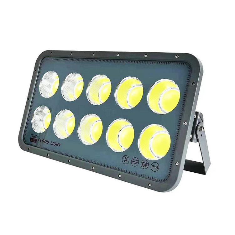 High Power 150W IP65 Waterproof Aluminum LED Flood Light 3000K/6500K Color Temp 90 Beam Angle CRI 80 for Sports Gardens