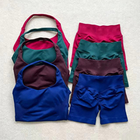 Conjunto de 2 piezas de sujetador deportivo y shorts de yoga de cintura alta color melocotón, con efecto de realce de abdomen y cadera, antichoque y cuello halter