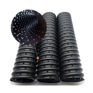 Tuyaux de drainage souterrains en HDPE, à paroi simple, corrugués et perforés, utilisés dans les systèmes de drainage des terrains de golf - Product Image 1