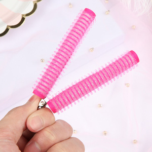 Bigoudis à cheveux Velcro Playboy sans chaleur, en forme de cylindre, pour volumiser et coiffer les franges. - Product Image 1