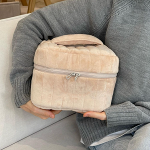 Borsa Cosmetica Personalizzata OEM in Velluto Trapuntato con Cerniera, Motivo a Fiocco, Manico Morbido, Durevole, Grande Capacità, Multiuso - Product Image 3