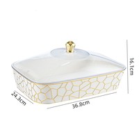 Plateau de rangement carré en plastique transparent écologique pour fruits secs et noix, avec couvercle et incrustation dorée, style moderne et luxueux, idéal pour les fêtes et cadeaux, vente en gros usine