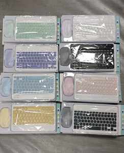 ชุดคีย์บอร์ดและเมาส์<span class=keywords><strong>ไร้</strong></span><span class=keywords><strong>สาย</strong></span> 2.4G สำหรับแท็บเล็ตพีซี ใช้งานได้ทั่วไปในสำนักงาน <span class=keywords><strong>คีย์บอร์ด</strong></span>พกพาสำหรับการประชุมแบบมีไฟส่องสว่าง ใช้ได้ทั้งในและนอกอาคาร - Product Image 3