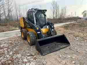 PRECIO DE FÁBRICA Cargadora de Dirección Deslizante LiuGong 395B con Motor Diésel Perkins, Alta Fuerza de Elevación y Control de Precisión, Garantía Global - Product Image 5