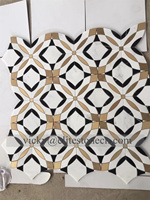 Style américain Triangle Hexagone Dolomite Laiton Blanc Marbre Mosaïque Carreaux de sol et mur