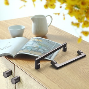 YONGFIA-tirador de cajón para muebles de cocina, tirador moderno de lujo para puerta de armario, color negro, 3703RTS - Product Image 3