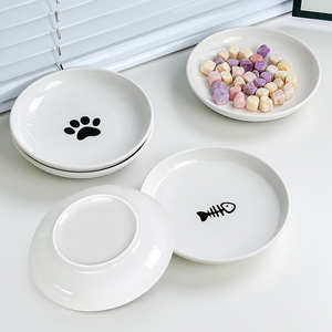 Mangkuk Keramik Putih Elegan untuk Hewan Peliharaan dengan Alas Silikon Anti Jerawat, Tempat Makan untuk Anjing dan Kucing, Tersedia Berbagai Pilihan Kapasitas - Product Image 3
