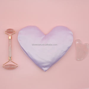 Prix de gros Marque privée Oreiller pour les yeux pondéré en forme de cœur Personnalisé Coton Lin Lavande Intérieur pour Yoga Méditation - Product Image 1