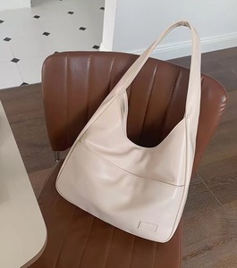 2024 nuevo otoño suave cubo bolso de mano estudiante universitario clase hombro bolso de compras con patrón de dibujos animados - Product Image 5