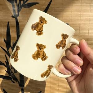 Tasses à café en céramique pour femmes et filles, motif ours de dessin animé blanc crème, vente en gros, 350 ml, 12 oz. Mug amusant et original, cadeau amusant - Product Image 3