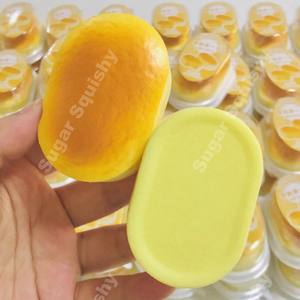 Kawaii <span class=keywords><strong>Mini</strong></span> PU yavaş yükselen PU peynir kek Squishy oyuncak yavaş stres topu kokulu yumuşak Squishy oyuncak çocuklar için - Product Image 2