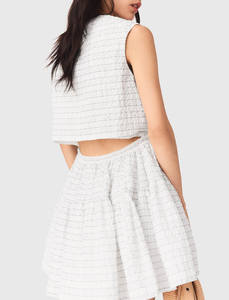 Robe évasée à rayures gaufrées et froissées pour femmes, col en V, taille smockée, volants asymétriques superposés, robe d'été pour club de plage - Product Image 2