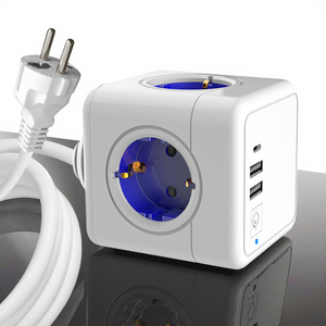 ปลั๊กไฟฟ้าแบบยุโรป 4 ช่องเสียบ EU พร้อมที่ชาร์จแบบพกพา 2USB1C 16A ปลั๊กไฟฟ้าแบบพกพา 4 ช่องเสียบพร้อมสายเคเบิลยาว 1.5 เมตร - Product Image 1