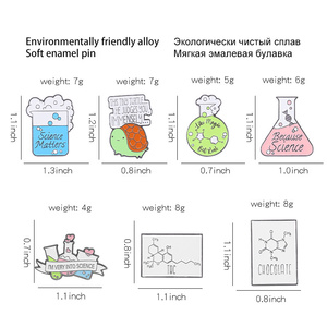 Spille molecolari personalizzate con smalto scientifico come magiche ma veri distintivi da risvolto regalo di gioielli per scienziati per amici in cui mi trovo molto - Product Image 6