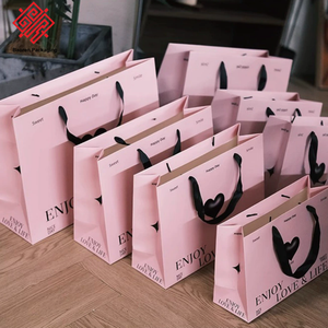 Sac en papier personnalisé Baoren pour boutique de vêtements pour filles, motif cœur rose, avec logo, sac en papier haut de gamme pour vêtements, sac de shopping en papier anglais - Product Image 2