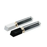 Tubes de brillant à lèvres carrés de haute conception Tubes d'emballage de baume à lèvres de brillant à lèvres uniques Conteneur de brillant à lèvres personnalisé OEM Vente en gros Rouge à lèvres