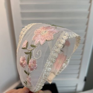 Serre-tête élégant en dentelle brodée florale, fait main, en maille, pour femme, accessoire de mariage - Product Image 4