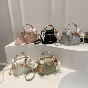 Bolsos de Hombro Mini Tipo Cubo para Mujer, Novedad 2026, con Colgante, Forro de PU y Poliéster, Lindos - Product Image 1