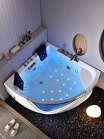 Baignoire hydromassante triangulaire italienne HS-B219 pour intérieur, de la catégorie Produits Whirlpool & Baignoires de Pologne