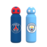 Couvercle de bouteille d'eau de conception de ballon de football personnalisé couvercle en silicone manchon de couvercle en silicone pour 350ml 500ml bouteilles d'eau sous vide thermos