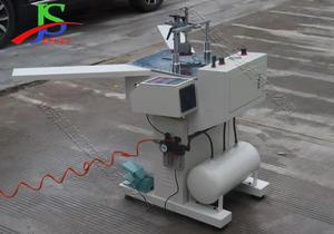 <span class=keywords><strong>Cloueur</strong></span> d'angle CNC automatique pour machine à moulures de cadres photo, machine à clouer les angles en bois à 90, 120, 135 degrés - Product Image 3