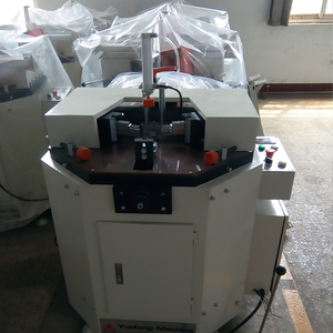 Machine à sertir les coins pneumatique pour la combinaison de cadres, pour le poinçonnage des connecteurs de décalage des profilés aluminium de portes et fenêtres - Product Image 2
