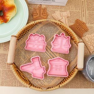 Court Series Moule <span class=keywords><strong>à</strong></span> biscuits en plastique Dessin animé 3D Arbre de <span class=keywords><strong>Noël</strong></span> Écologique DIY Imprimé <span class=keywords><strong>Emporte</strong></span>-<span class=keywords><strong>pièce</strong></span> 2 pièces - Product Image 2