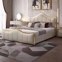 Cadre en acier inoxydable moderne, lit King Size, plate-forme rembourrée en cuir PU, cadre de lit solide pour meubles de maison et d'hôtel