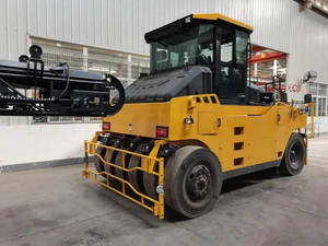 La Chine Top Brand Top Brand rouleau fatigué en caoutchouc 30 tonnes SRT30H-C6 <span class=keywords><strong>grand</strong></span> rouleau de route avec le meilleur <span class=keywords><strong>prix</strong></span> - Product Image 6