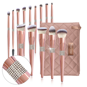 Su misura 11 pz pennelli per il trucco morbido oro Private Label professionale cosmetico per il viso per il trucco degli occhi spazzole da viaggio - Product Image 3