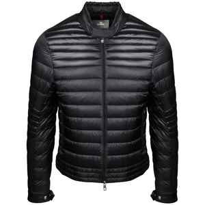 Gilet matelassé d'hiver décontracté personnalisé, vêtements d'extérieur respirants et super secs à l'épreuve du vent avec broderie - Product Image 1