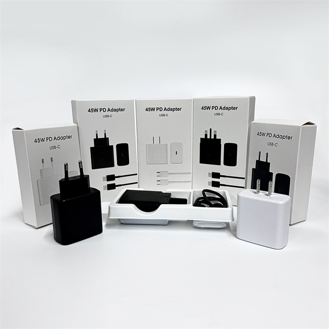 High-Quality 25W 45W USB-C Super Fast Charger Mobile Phone Chargers and Data Cables set for Samsung S22 S21 Note10 S20